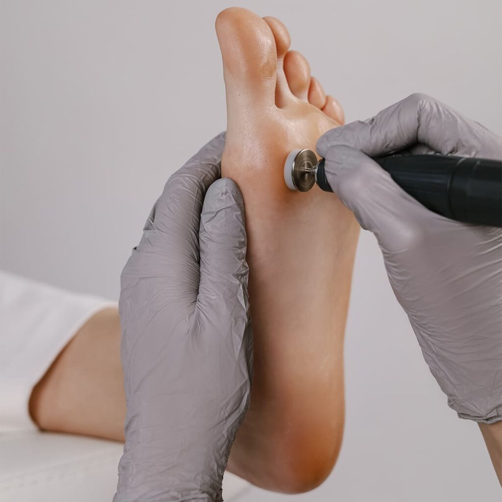 Пептидное масло для маникюра и педикюра 4BLANC-60мл-6