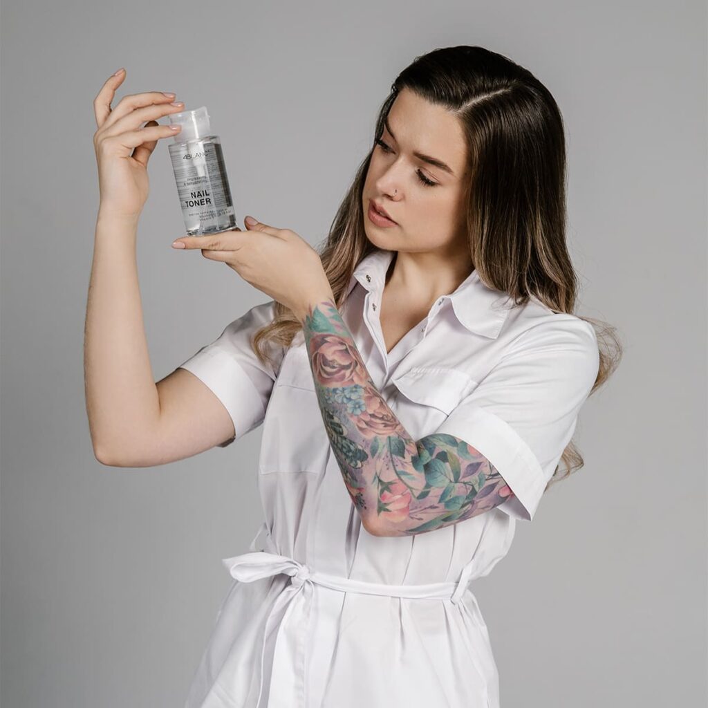 Пептидный дегидратирующий тоник для ногтей 4BLANC-200мл-7